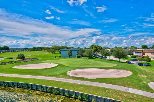 446 - 446 Flanders J, Condo with 2 bedrooms, 2 bathrooms and null parking in Delray Beach FL | Image 24