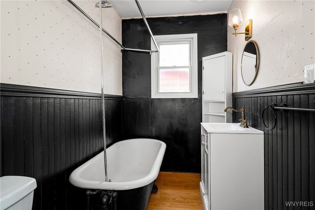 204 Woodside Ave, Home with 6 bedrooms, 2 bathrooms and null parking in Buffalo NY | Image 28