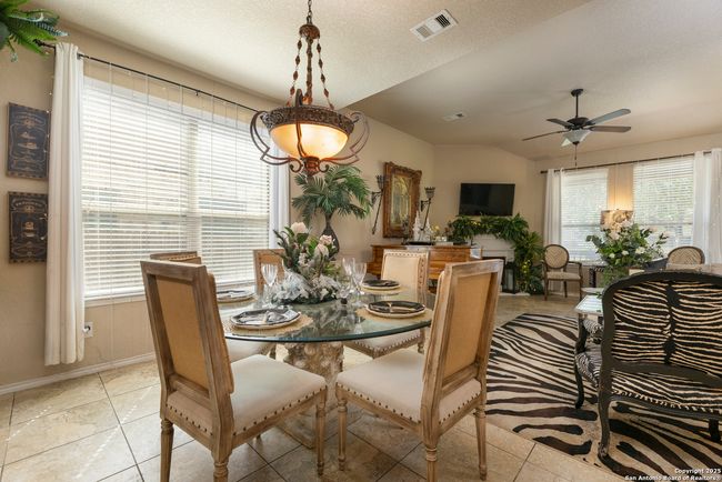 608 Saddlehorn Way, House other with 4 bedrooms, 3 bathrooms and null parking in Cibolo TX | Image 15