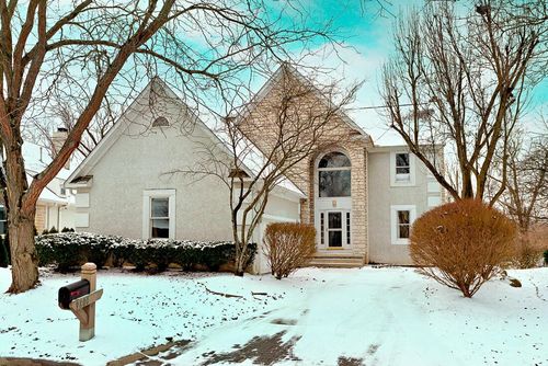 9800 Oxford Cir, Powell, OH, 43065-8787 | Card Image