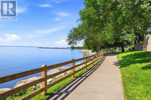 5-2120 Marine Dr, Oakville, ON, L6L1B7 | Card Image