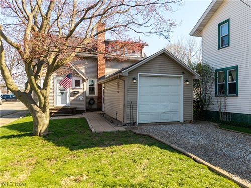 3115 2nd St Nw, Canton, OH, 44708-4103 | Card Image