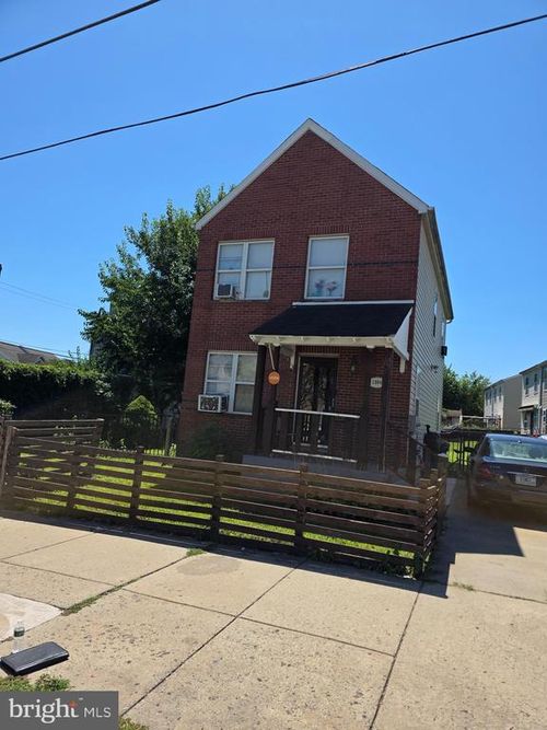 1206 Parrish St, PHILADELPHIA, PA, 19123-1815 | Card Image