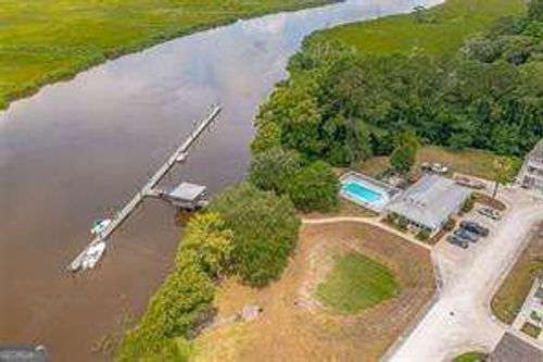 108 Cathead Ln, Darien, GA, 31305-9208 | Card Image