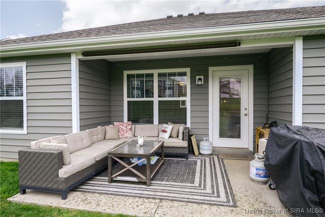 9002 Haylyn Ln, Home with 3 bedrooms, 2 bathrooms and null parking in Georgetown IN | Image 32