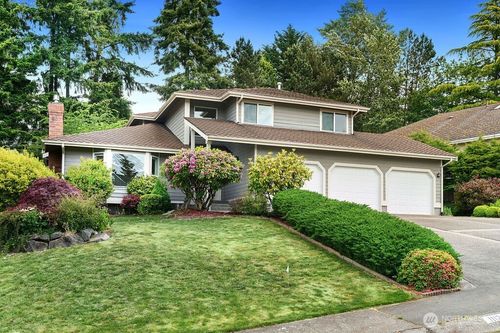 1112 Sw 326th Pl, Federal Way, WA, 98023-4921 | Card Image