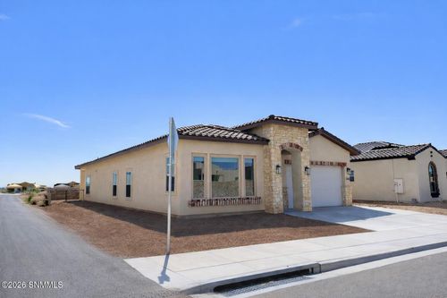 3760 Portrait St, Las Cruces, NM, 88012-8103 | Card Image