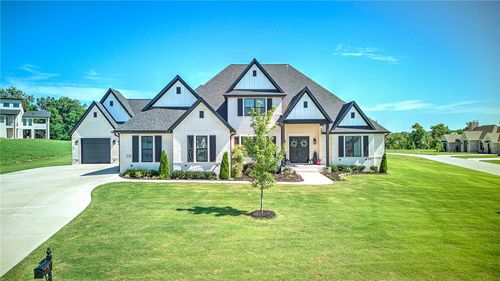 2702 Ne Waterfall Ave, Bentonville, AR, 72713-5228 | Card Image