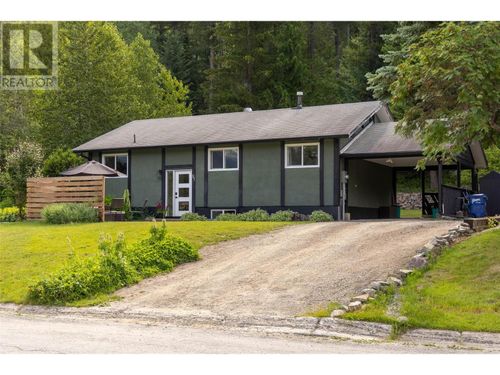 81 Ridgemont Lane, Fernie, BC, V0B1M2 | Card Image