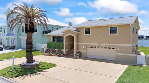 17025 Dolphin Dr, NORTH REDINGTON BEACH, FL, 33708-1316 | Card Image