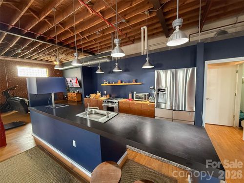 122 E Innes St, Salisbury, NC, 28144-5008 | Card Image