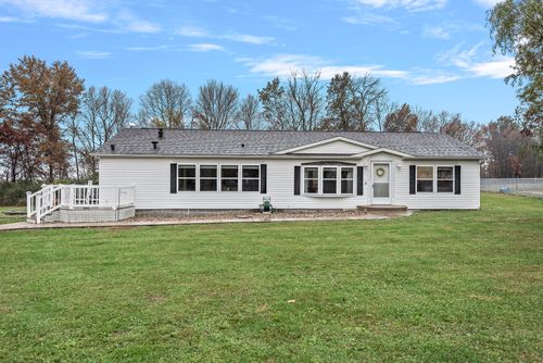 11050 Scotch Pine Ct, Dawson, IL, 62520-3042 | Card Image