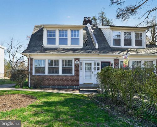449 Flamingo St, PHILADELPHIA, PA, 19128-4122 | Card Image