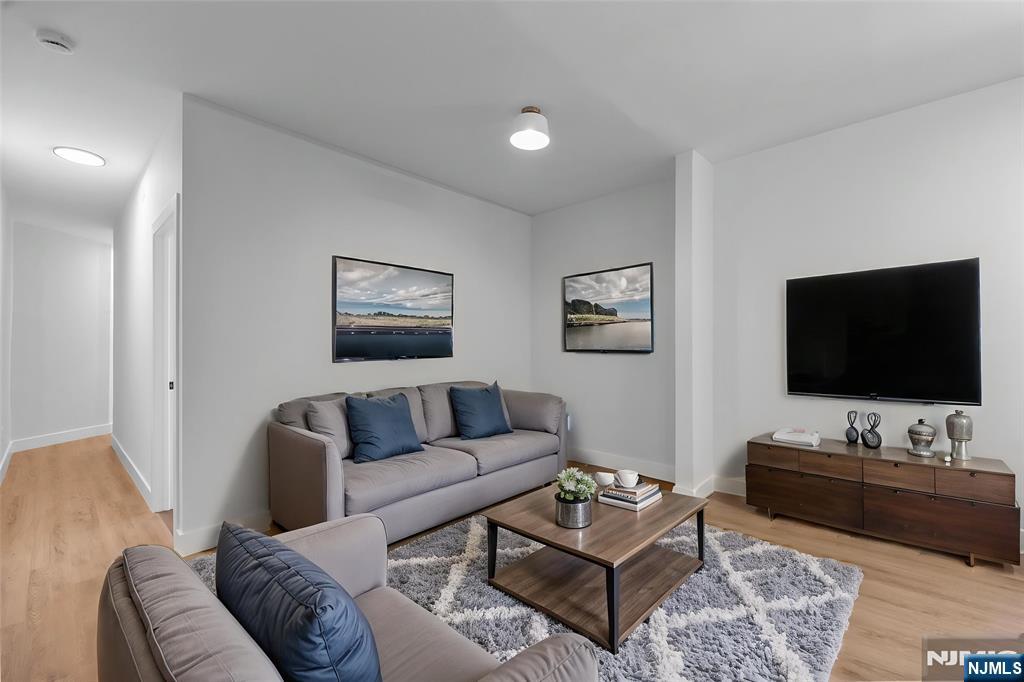 Residential in Orange 3