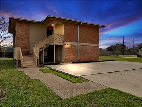 3450 S Alameda St, Corpus Christi, TX, 78411-1720 | Card Image