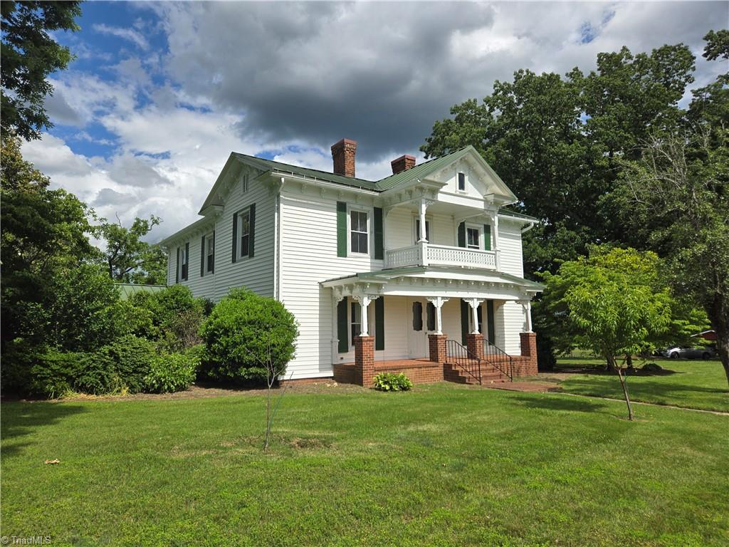 Gentry Farm Rd, King, NC 27021