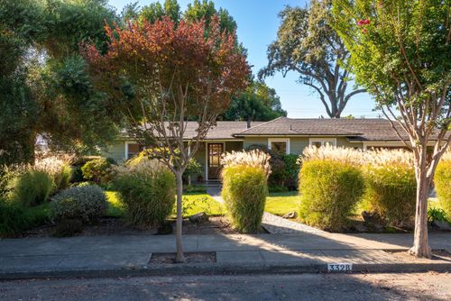 3328 Magowan Drive, Santa Rosa, CA, 95405 | Card Image