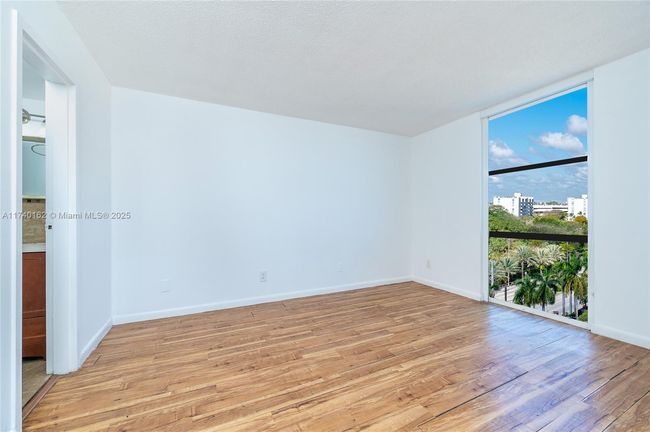 APT-807 - 13499 Biscayne Blvd, Condo with 2 bedrooms, 2 bathrooms and null parking in North Miami FL | Image 25