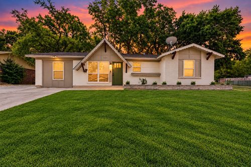 6207 Ivy Hill Rd, Fort Worth, TX, 76135-1713 | Card Image