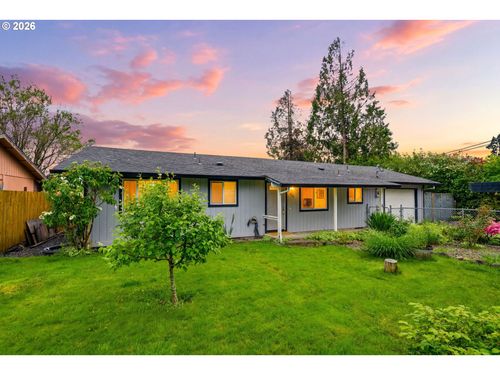 550 E 7th St, LaCenter, WA, 98629 | Card Image
