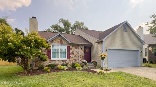 5306 Wild River Ct, Louisville, KY, 40229-5209 | Card Image