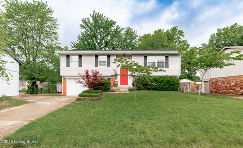 7404 King William Ct, Louisville, KY, 40214-5409 | Card Image
