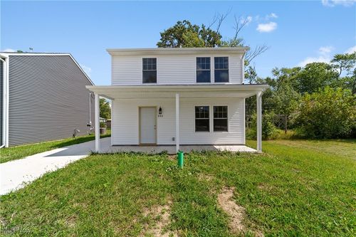 331 Abbe Rd N, Elyria, OH, 44035-3714 | Card Image