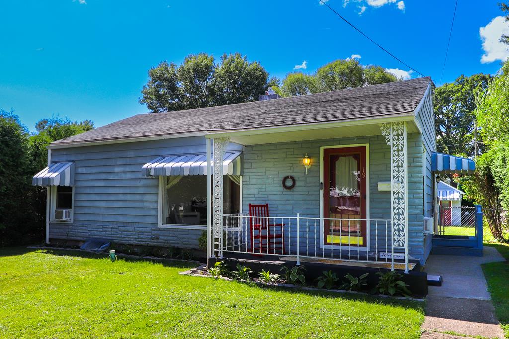 Wilson St, Corning, NY 14830