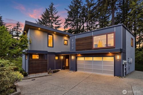 4019 131st Pl Se, Bellevue, WA, 98006-2154 | Card Image