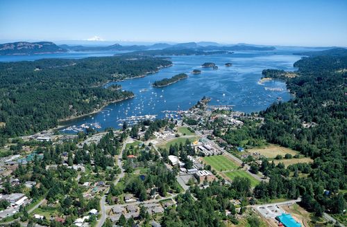 230 Kanaka Rd, Salt Spring, BC, V8K2M3 | Card Image