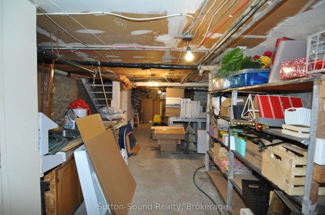 975 2nd Ave E, Home with 0 bedrooms, 0 bathrooms and null parking in Owen Sound ON | Image 11