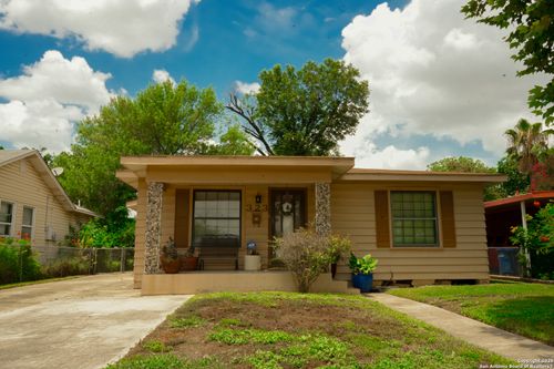 323 Pletz Dr, San Antonio, TX, 78226-1345 | Card Image