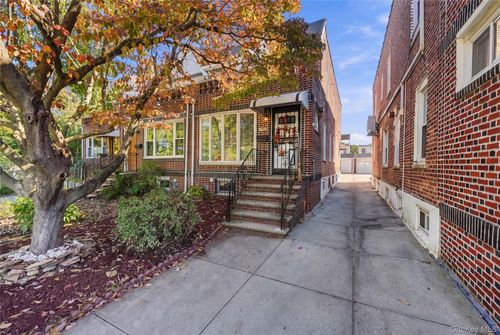 9016 Union Turnpike, New York, NY, 11385 | Card Image