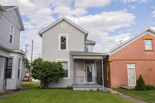 424 N Columbus St, Lancaster, OH, 43130-3033 | Card Image