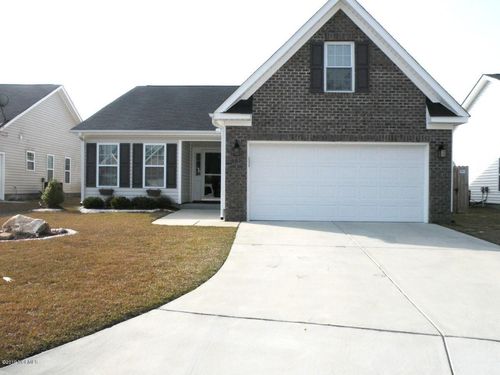 105 Lakeside Green Dr, New Bern, NC, 28560-3831 | Card Image