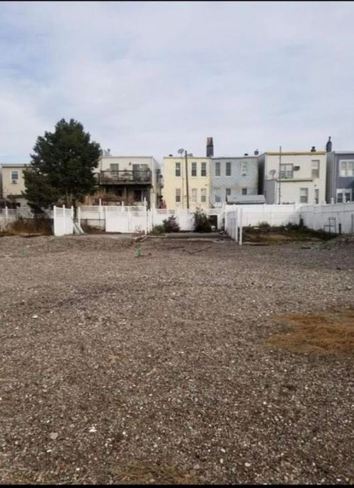 1316 9th St, North Bergen, NJ, 07047-1733 | Card Image