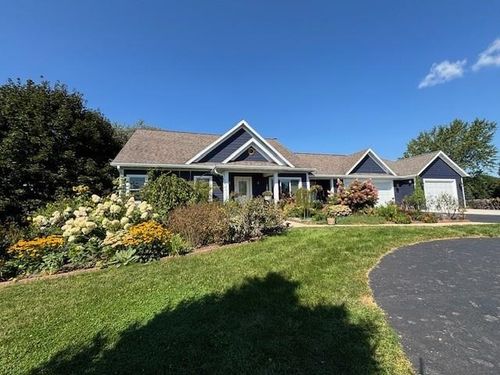 N5942 Cass Court, Brooklyn, WI, 54941 | Card Image