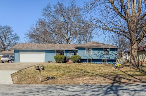 2325 W Alta St, Springfield, MO, 65810-1399 | Card Image