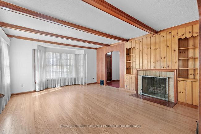 344 Vancouver St, House other with 3 bedrooms, 2 bathrooms and 6 parking in London ON | Image 4