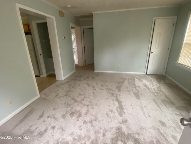 B - 317 Fayetteville Ave, Home with 2 bedrooms, 1 bathrooms and 1 parking in Carolina Beach NC | Image 4