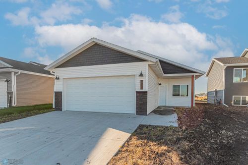 6752 66th Avenue S, Horace, ND, 58047 | Card Image