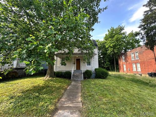 6624 Bartmer Ave, University City, MO, 63130-2631 | Card Image