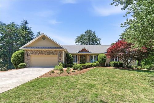 5030 Highland Rd, Gainesville, GA, 30506-3160 | Card Image