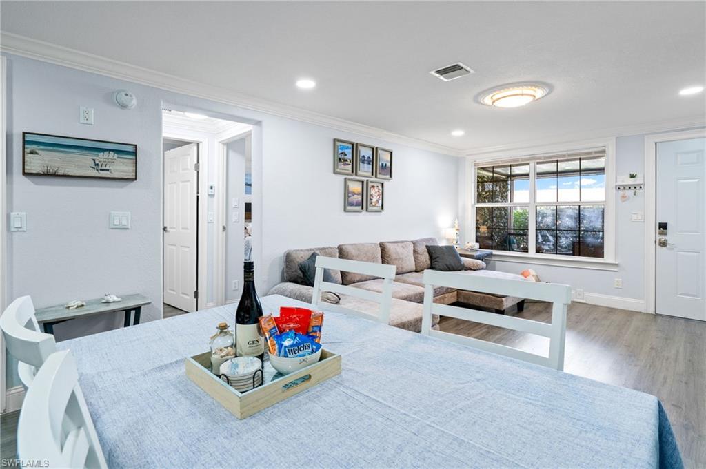 Residential in NAPLES 5