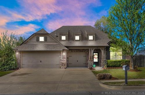 1955 136th St, Glenpool, OK, 74033-3765 | Card Image