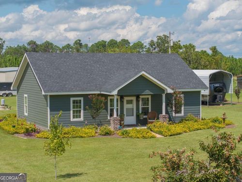 61 Son Carter Rd, Baxley, GA, 31513-1139 | Card Image