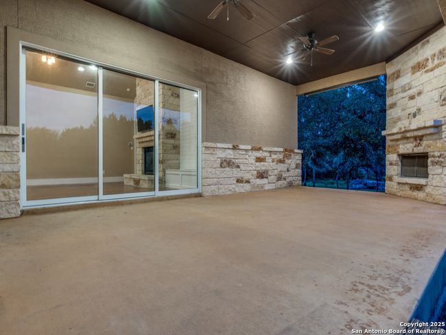629 Windmill Ranch Rd, House other with 4 bedrooms, 5 bathrooms and null parking in Spring Branch TX | Image 23