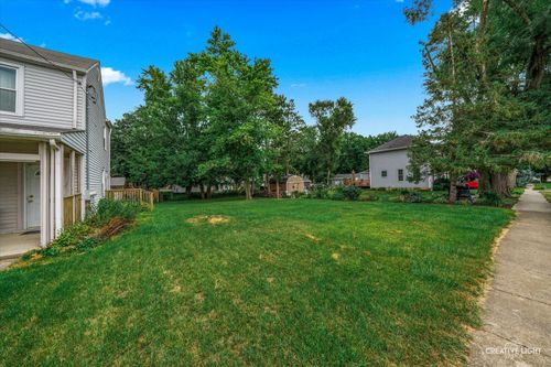 205 Center St, Maple Park, IL, 60151-7653 | Card Image