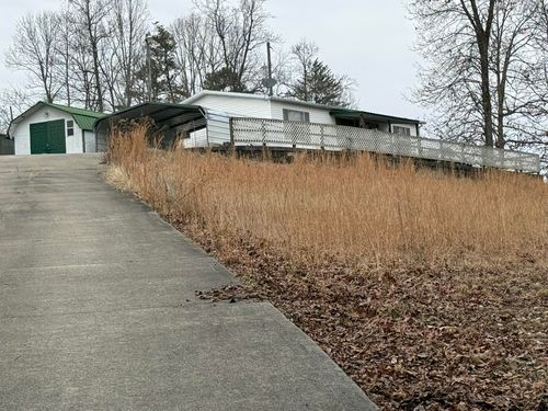 89 Denton Phelps Rd, Somerset, KY, 42501-4450 | Card Image