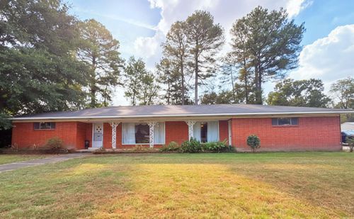 417 W 4th St, Lonoke, AR, 72086-2725 | Card Image